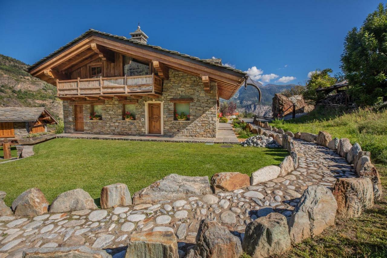 Casa Vacanze Petit Haury - Alloggi Ad Uso Turistico Vda Arvier N 0039 E N 0040 - Exteriör bild