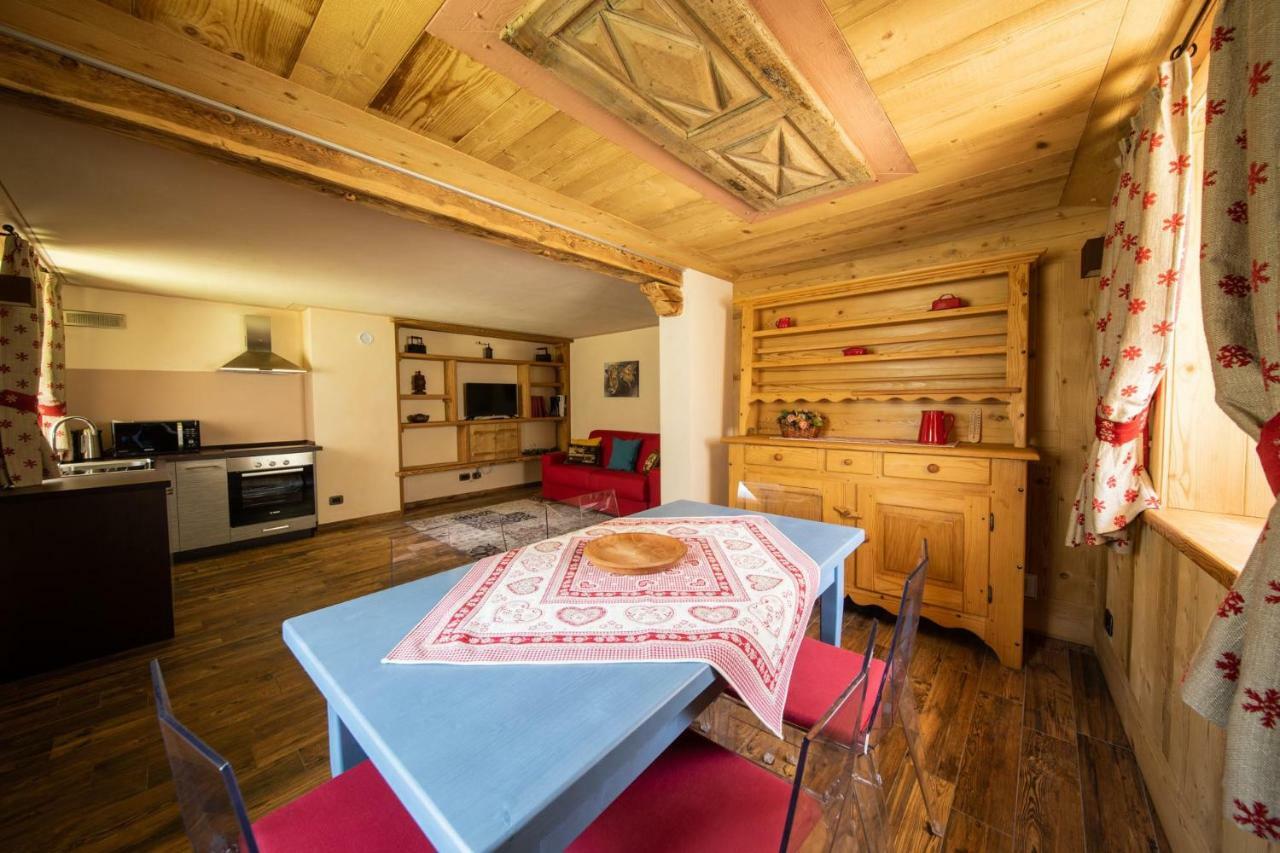Casa Vacanze Petit Haury - Alloggi Ad Uso Turistico Vda Arvier N 0039 E N 0040 - Exteriör bild