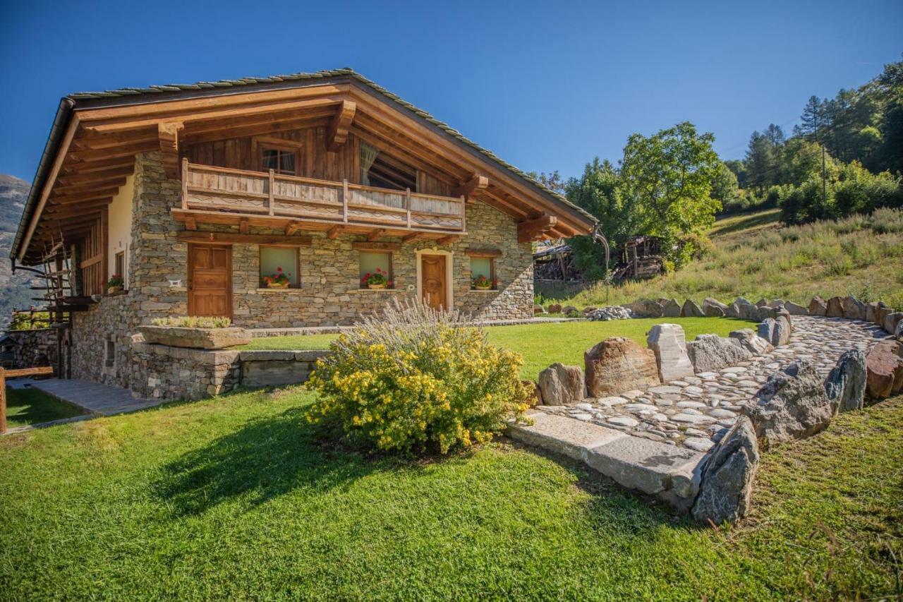 Casa Vacanze Petit Haury - Alloggi Ad Uso Turistico Vda Arvier N 0039 E N 0040 - Exteriör bild